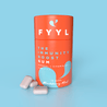 Eine rote runde große Packung Kaugummis mit Vitaminen und Mineralstoffen der Marke Fyyl mit der Sorte Immunity Boost für die Unterstützung des Immunsystems. Inhalt 50 Stück. Geschmack Blackberry-Mint